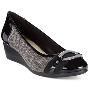 Anne Klein Sport Sadique Patent leather and tweed wedges Size 8.  B71